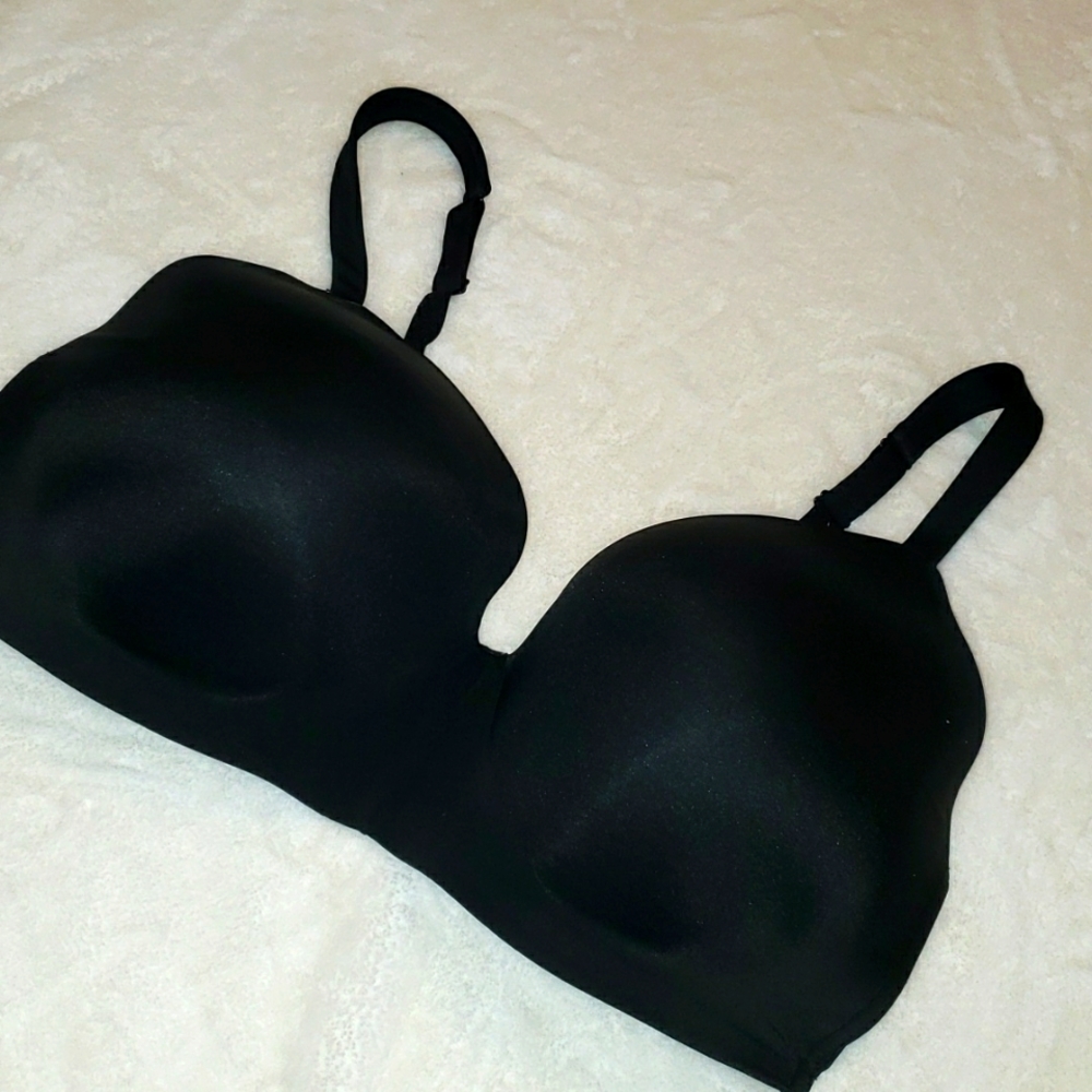 Cacique Lightly Lined T-Shirt Bra Black Size 42F